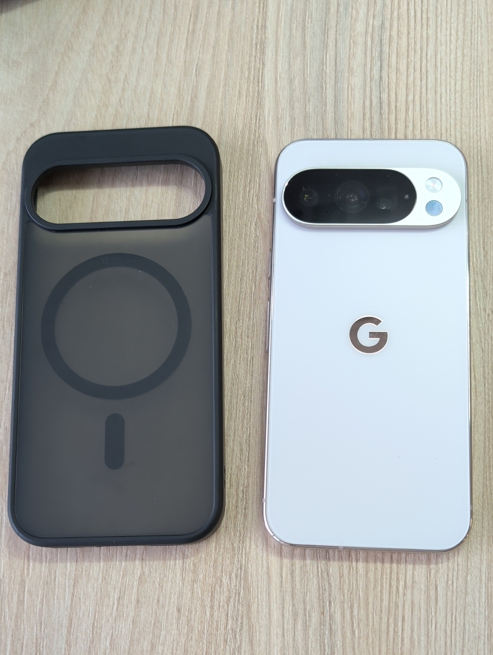 Google Pixel 10 Pro 256GB IN porcelain with black case as shown Included